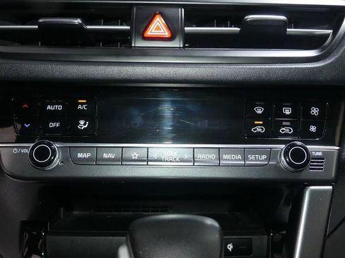 Used 2024 Kia Seltos SX w/ SX Sunroof Package AWD/4WD image 37