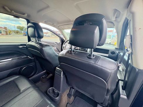 Used 2014 Jeep Compass Latitude image 33