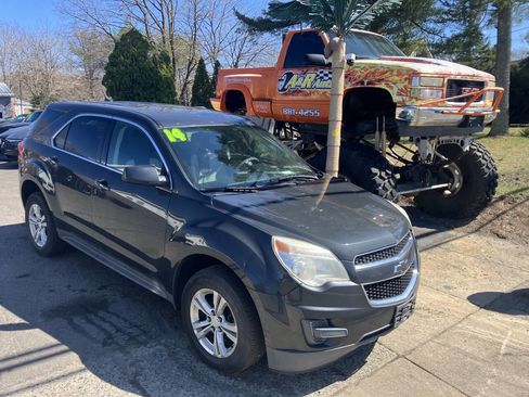 Used 2014 Chevrolet Equinox LS image 2