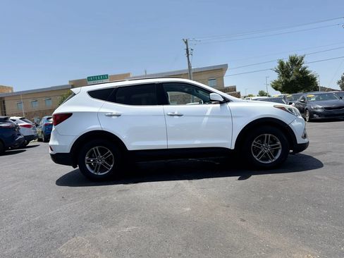 Used 2017 Hyundai Santa Fe Sport FWD image 2