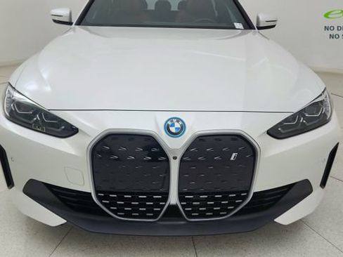 Used 2023 BMW i4 eDrive35 w/ Premium Package RWD image 2