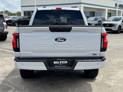 New 2025 Ford F150 Lightning Flash AWD/4WD image 9