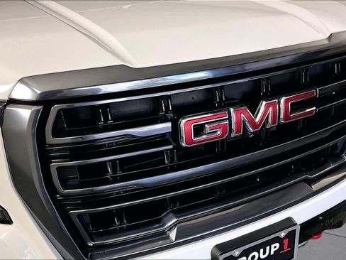 Certified 2023 GMC Yukon XL AT4 w/ AT4 Premium Package AWD/4WD image 29