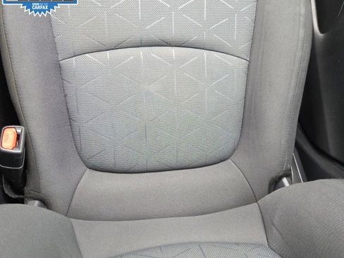 Used 2021 Toyota RAV4 XLE FWD image 32