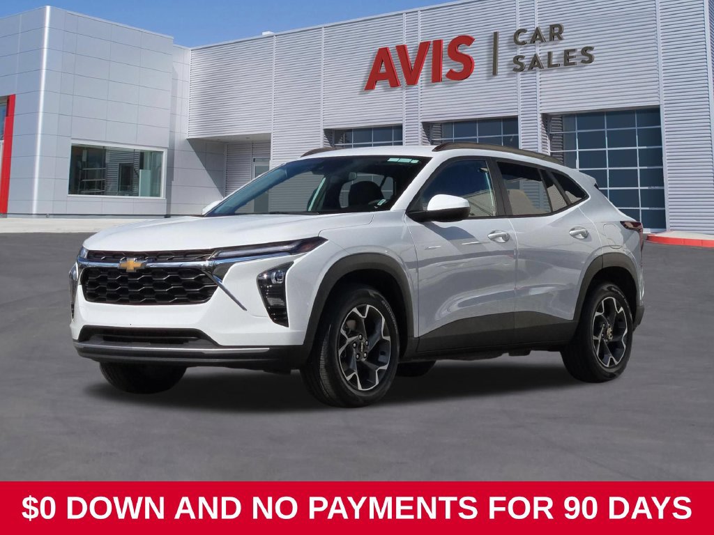 Used 2026 Chevrolet Trax LT FWD image 1