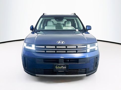 Used 2025 Hyundai Santa Fe SEL image 2