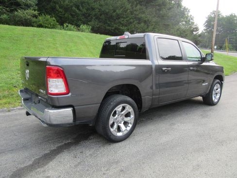 Used 2021 RAM 1500 Big Horn AWD/4WD image 3