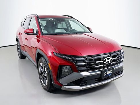 Used 2025 Hyundai Tucson SEL FWD image 1