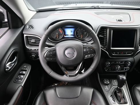 Used 2023 Jeep Cherokee Trailhawk w/ Trailer Tow Group image 23