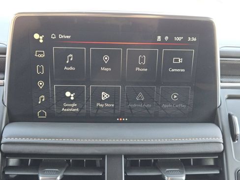 Used 2024 GMC Yukon AT4 w/ Technology Package AWD/4WD image 18