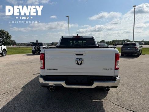 Used 2022 RAM 1500 Big Horn AWD/4WD image 11