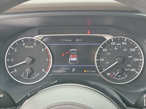 Used 2023 Nissan Rogue SV FWD image 23