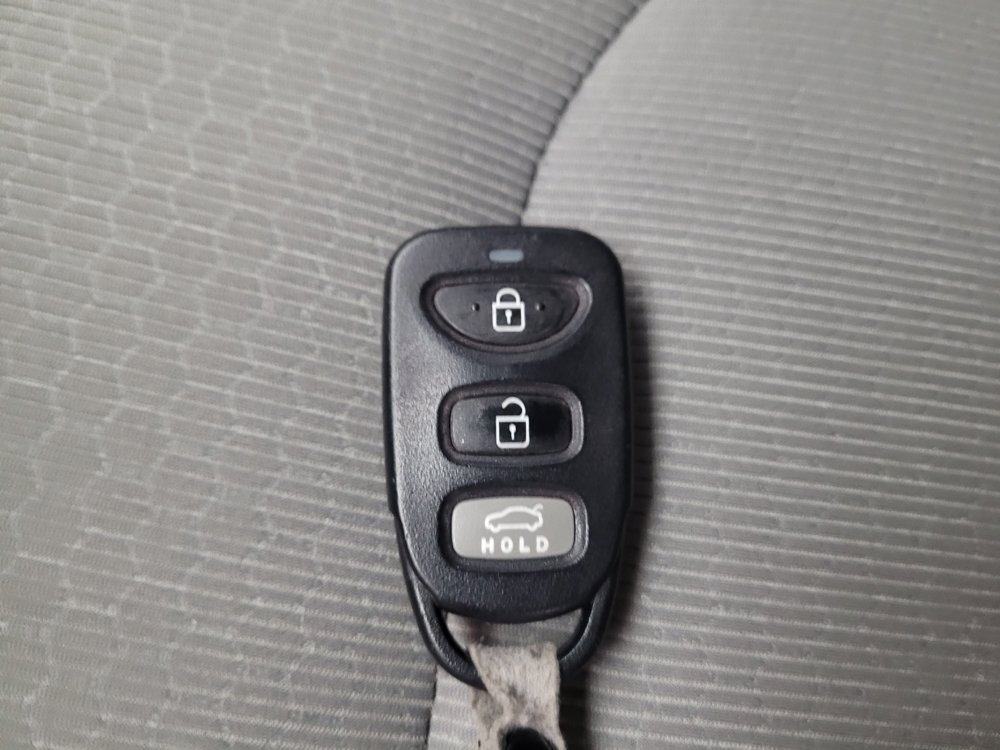 Used 2017 Hyundai Elantra SE w/ Cargo Package FWD image 32
