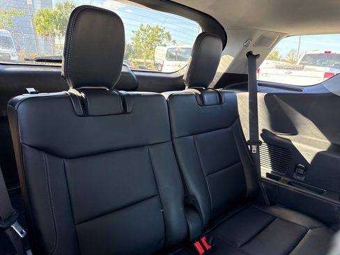 Certified 2022 Ford Explorer Limited w/ Equipment Group 301A image 27