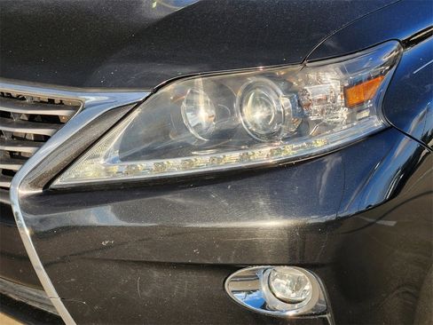 Used 2015 Lexus RX 450h FWD image 9