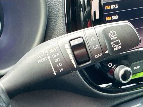 Used 2021 Kia Soul EX image 14