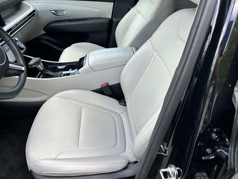 Certified 2025 Hyundai Tucson SEL FWD image 17