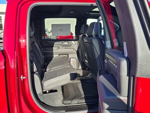 New 2026 GMC Sierra 2500 AT4X AWD/4WD image 32