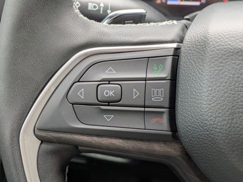 New 2025 Jeep Grand Cherokee Limited image 28