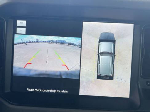 Used 2023 Ford Bronco Wildtrak image 37