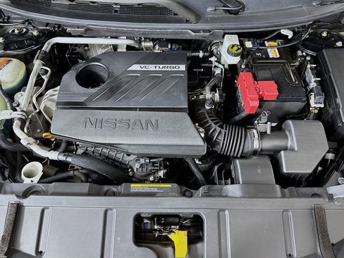 Used 2023 Nissan Rogue SV image 31