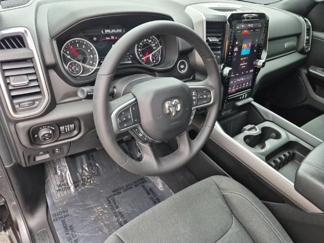 Used 2025 RAM 1500 Big Horn AWD/4WD image 11