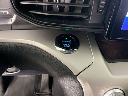 Used 2020 Ford Explorer XLT RWD image 17