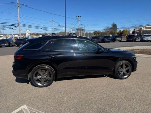 Used 2024 Genesis GV70 3.5T Sport w/ Sport Prestige Package image 15