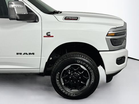 Used 2026 RAM 2500 Laramie AWD/4WD image 35