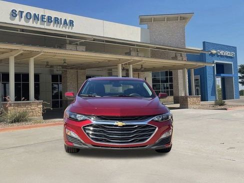 Used 2024 Chevrolet Malibu LT image 9