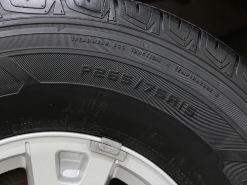 Used 2006 Chevrolet Colorado LT w/ LT Preferred Equipment Group image 24