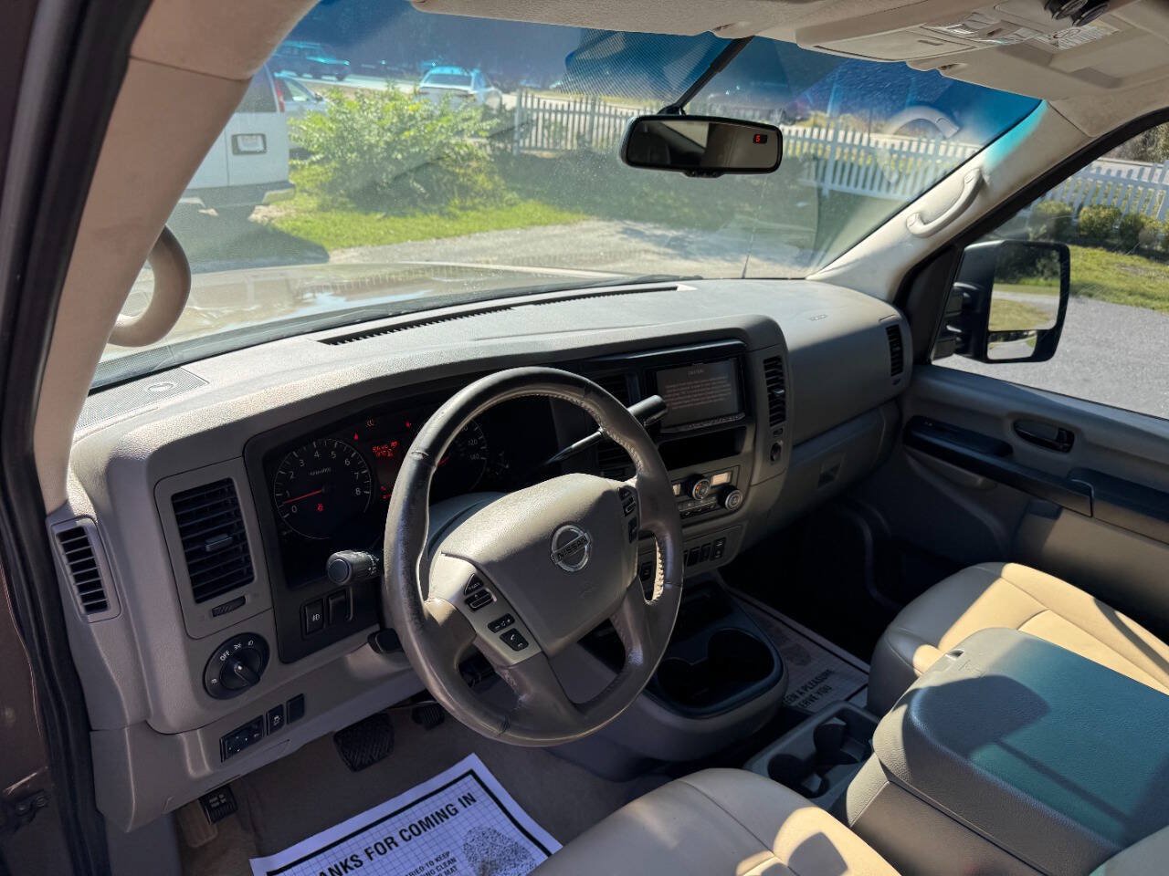 Used 2017 Nissan NV 3500 SL RWD image 18