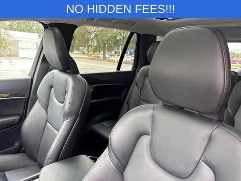 Used 2019 Volvo XC90 T5 Momentum w/ Multimedia Package image 35