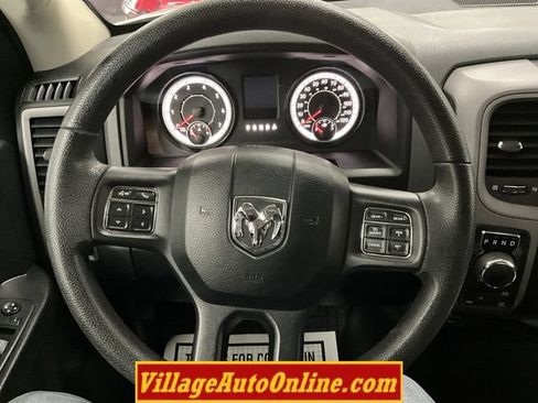 Used 2016 RAM 1500 Express AWD/4WD image 16
