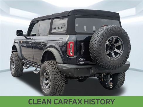 Used 2021 Ford Bronco Badlands image 3