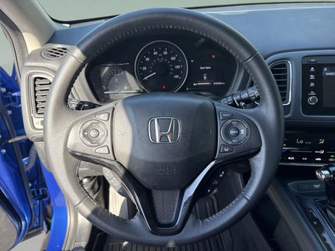 Used 2022 Honda HR-V EX-L image 11