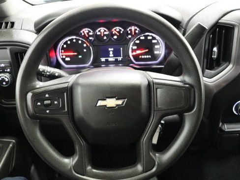 Used 2020 Chevrolet Silverado 1500 Custom w/ Infotainment Package RWD image 34