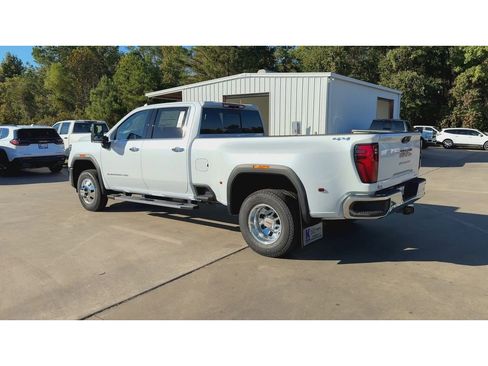 New 2026 GMC Sierra 3500 SLT w/ SLT Convenience Package image 6