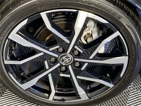 Used 2024 Toyota Prius Prime Premium image 30