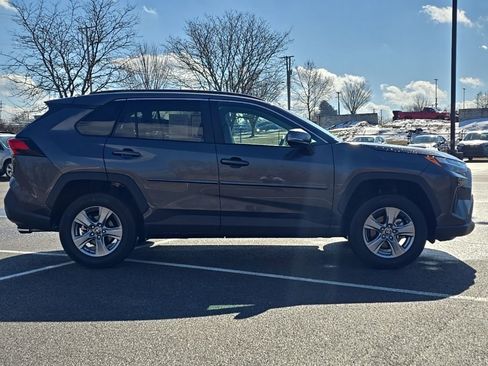 Certified 2025 Toyota RAV4 XLE image 10