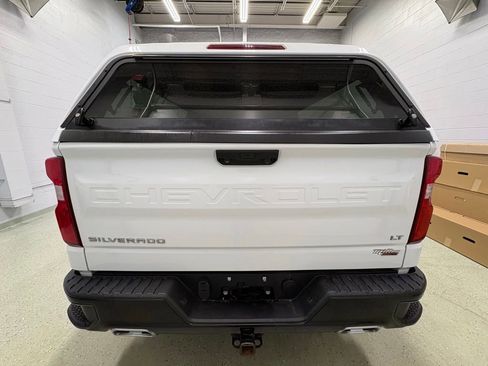 Used 2023 Chevrolet Silverado 1500 LT Trail Boss w/ Protection Package AWD/4WD image 4