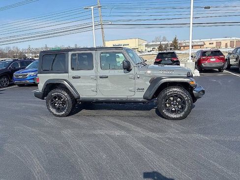 Used 2021 Jeep Wrangler Unlimited Sport image 3