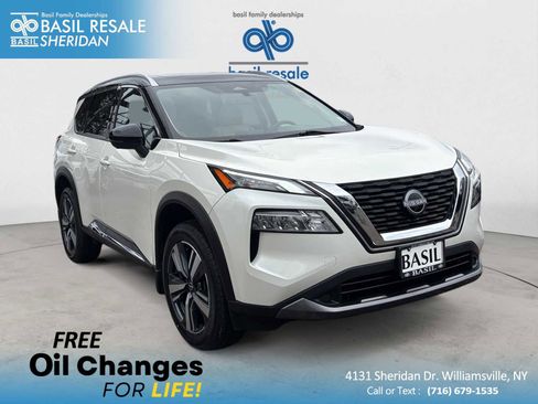 Used 2023 Nissan Rogue SL image 1