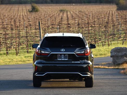 Used 2019 Lexus RX 450hL Base AWD 4dr SUV image 9