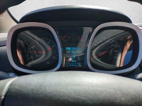 Used 2017 Chevrolet Equinox LS image 10