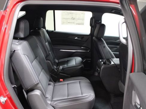 New 2025 Chevrolet Traverse LT w/ Enhanced Driving Package image 46