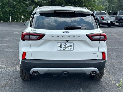 New 2025 Ford Escape SE w/ Class II Trailer Tow Package image 38