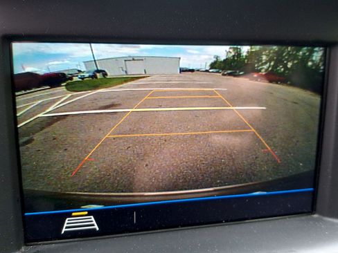 Used 2018 GMC Terrain SLE FWD image 15