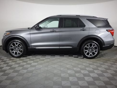 Used 2025 Ford Explorer Platinum w/ Ultimate Package AWD/4WD image 6