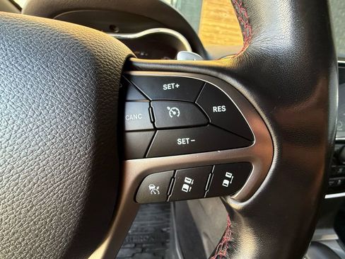 Used 2020 Jeep Grand Cherokee Trailhawk image 29